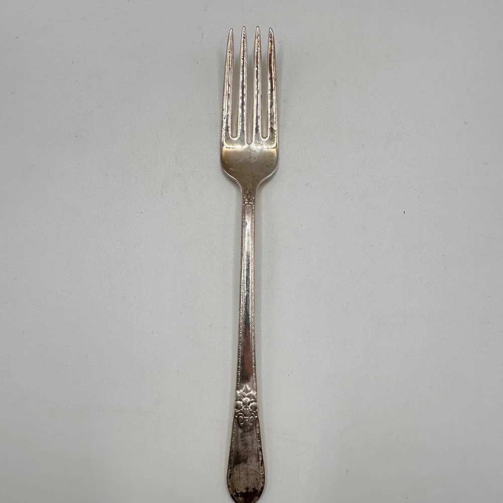 1847 Rogers‎ Bros Adoration Silverplate Dinner Fork Vintage International Silver
